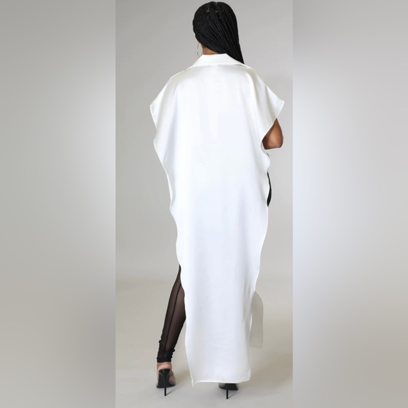 Open Invitation Sleeveless Button-down White Asymmetrical Maxi Shirt Blo… - Picture 8 of 15